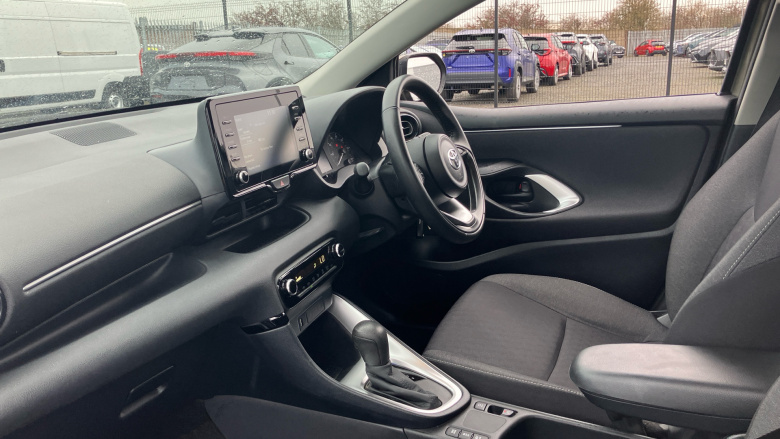 Toyota Yaris 1.5 Hybrid Icon 5dr CVT Hybrid Hatchback